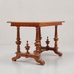 1044 7348 COFFEE TABLE